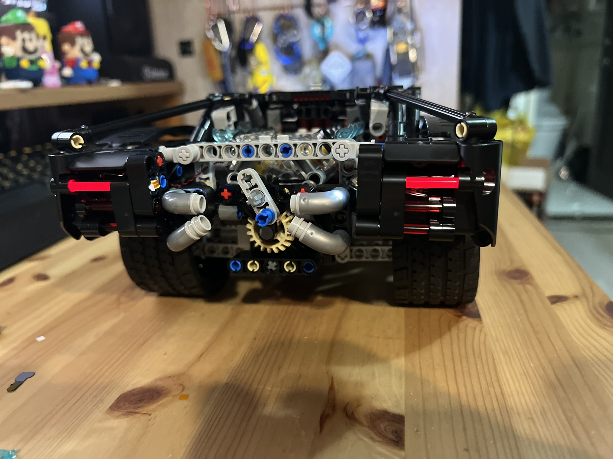 LEGO-42127 THE BATMAN – BATMOBILE – Neo Insight